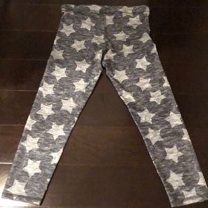 Terez Pants & Jumpsuits - Terez Grey 9” Star Cropped Leggings Size S Small Terez Pants & Jumpsuits - Terez Grey 9” Star Cropped Leggings Size S Small